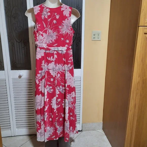 Sandra Darren Ladies Beautiful Floral Maxi Dress - Picture 2 of 11